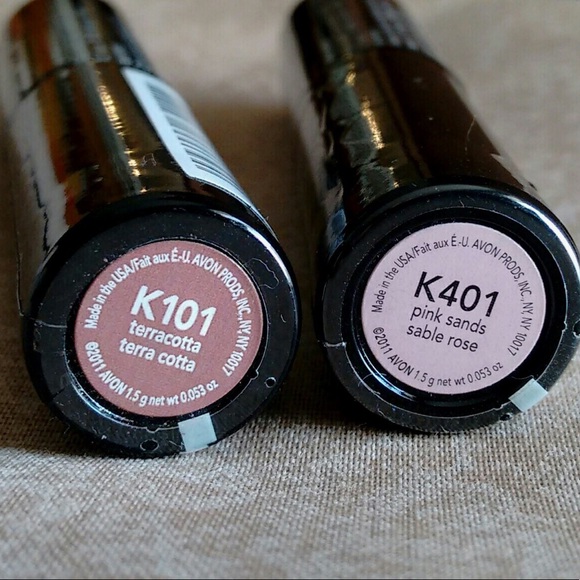 🆕 2 pcs Avon Extra Lasting Eyeshadow - Picture 2 of 4